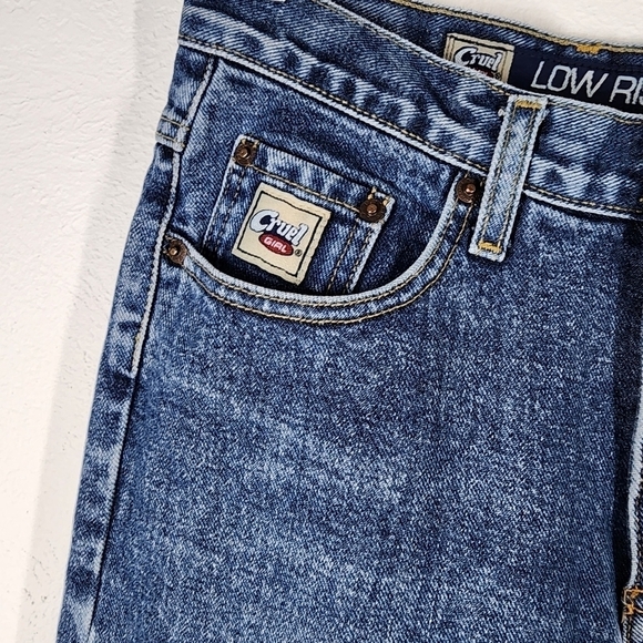 CRUEL GIRL LOW RISE RELAXED X-LONG DENIM JEANS - Picture 4 of 8